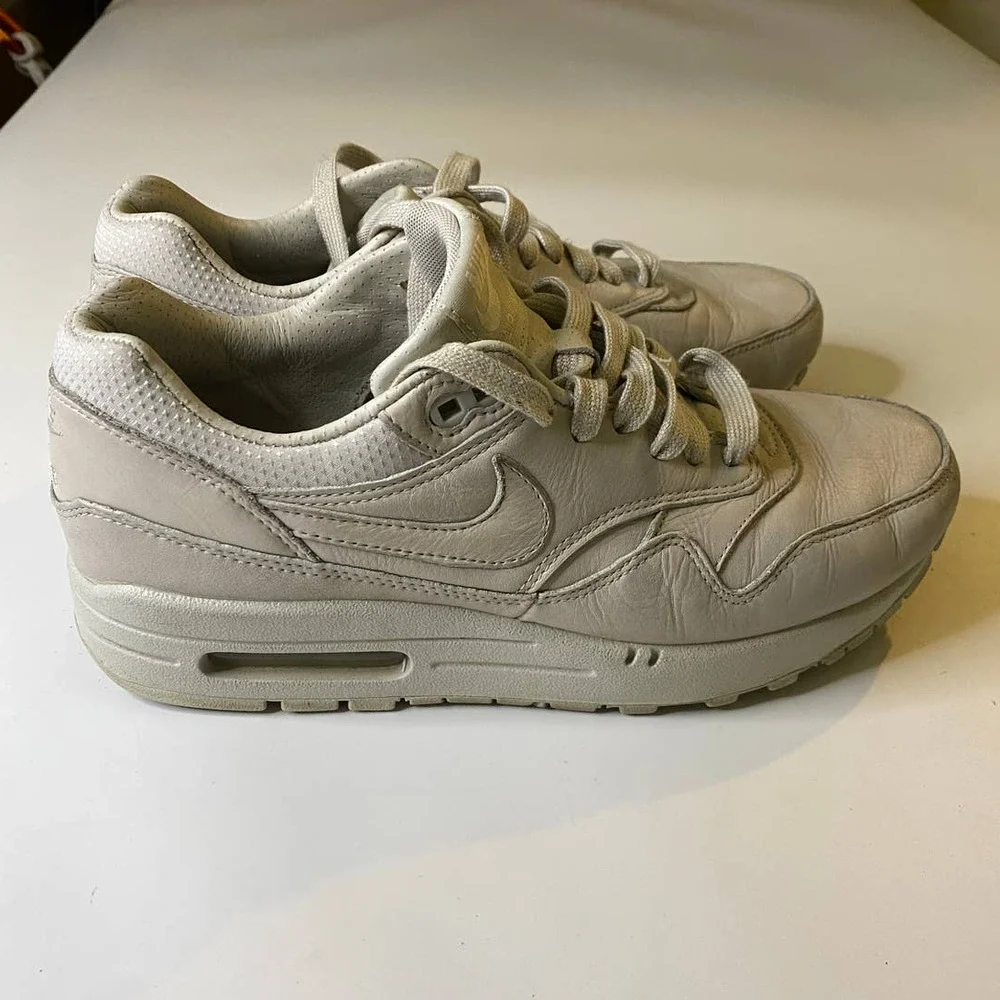 Nike Air Max Pinnacle 839608-001 Sneakers Womens Size 8 - Picture 2 of 9